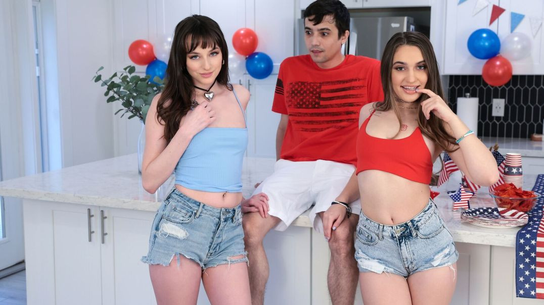 Good and hard FFM sex with brunettes Lana Smalls and Sera Ryder